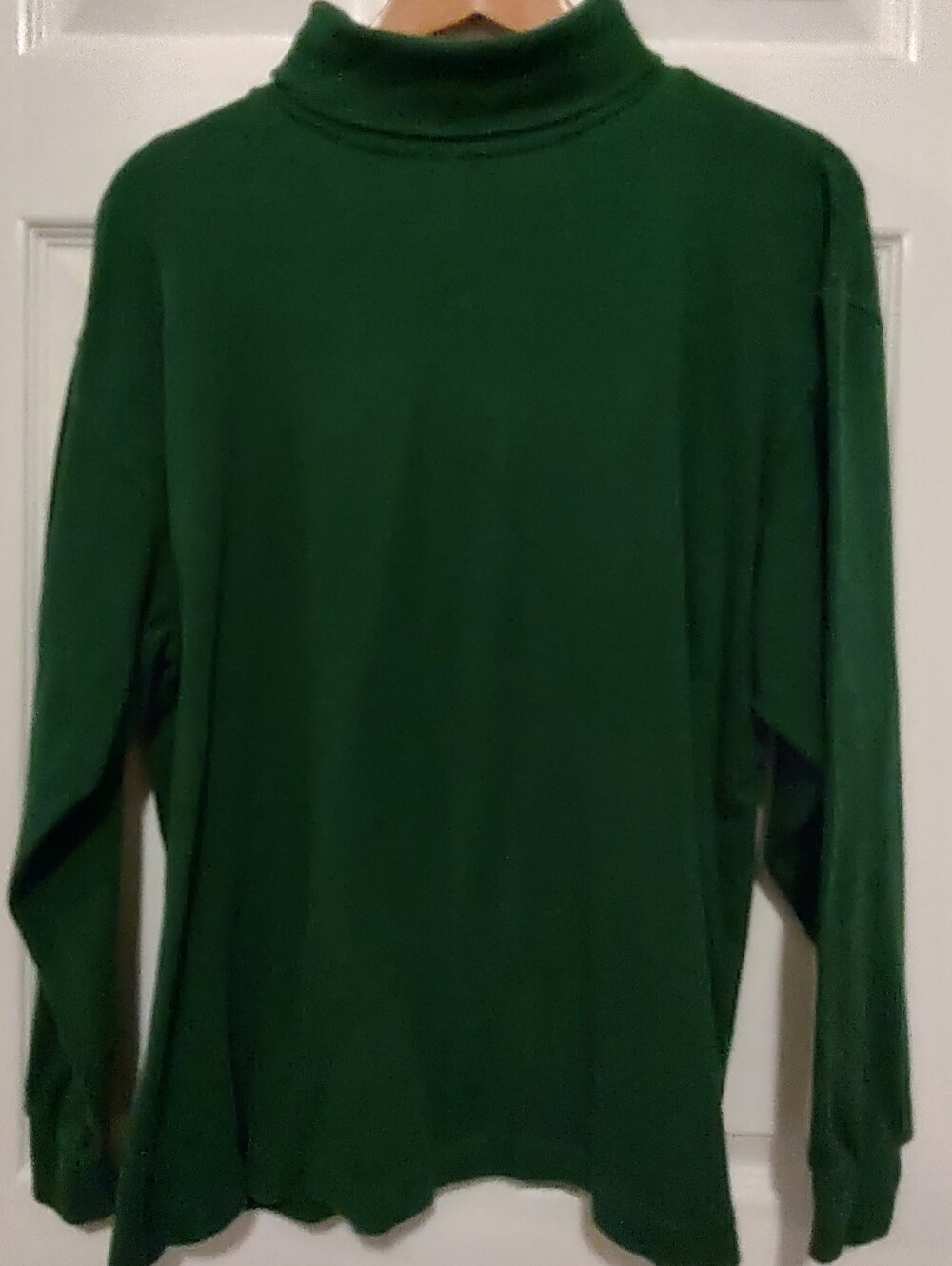 Women’s Dark Green Turtleneck Long Sleeve Tee